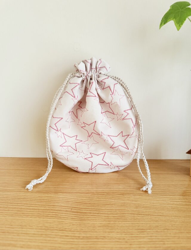 ラウンド巾着袋（星柄刺繍） | iichi 日々の暮らしを心地よくする