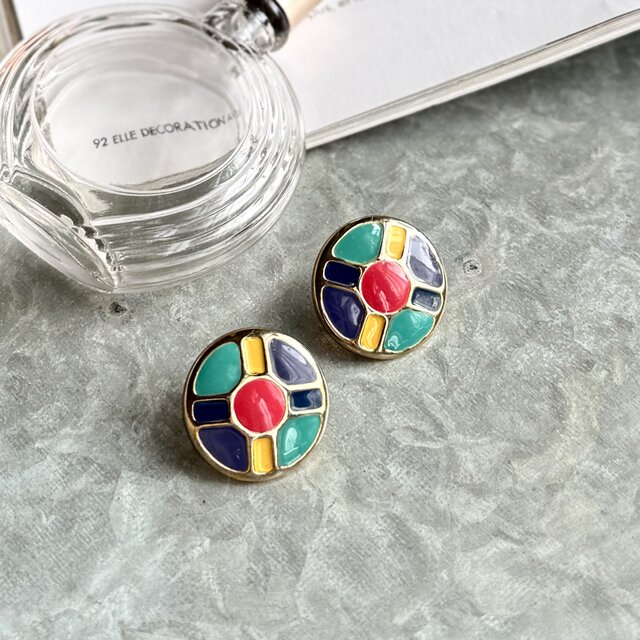 P821-ヴィンテージピアス U.S.A. 1970-80's Geometric Enamel Mosaic
