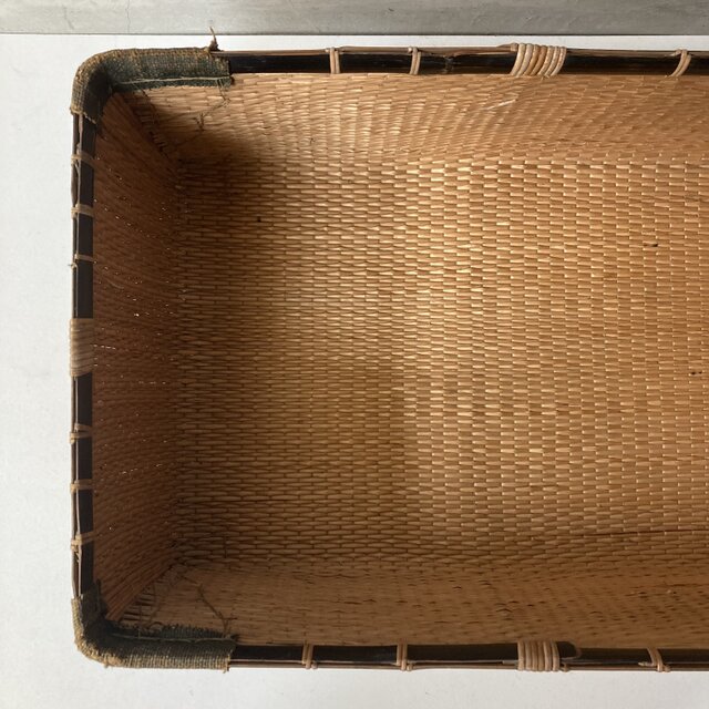 大きな柳行李 かご | iichi 日々の暮らしを心地よくするハンドメイドや