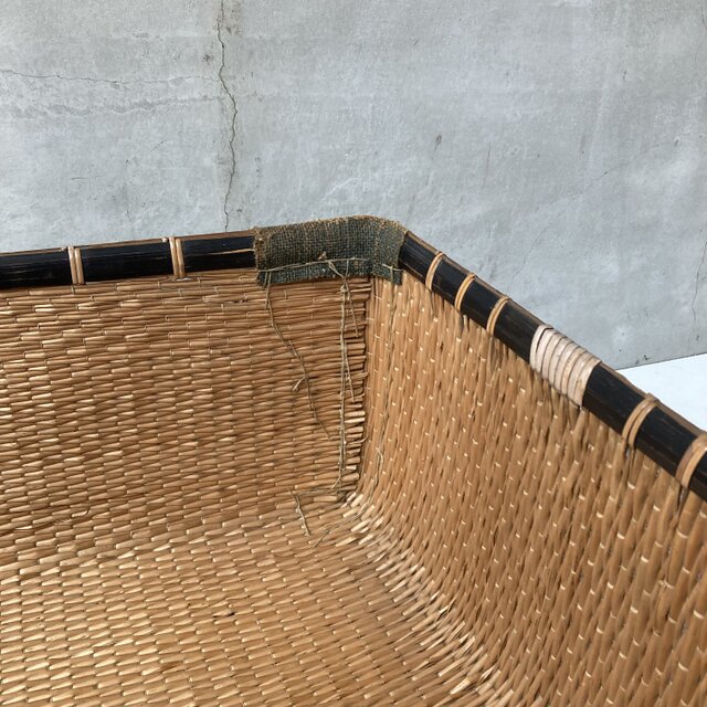 大きな柳行李 かご | iichi 日々の暮らしを心地よくするハンドメイドや