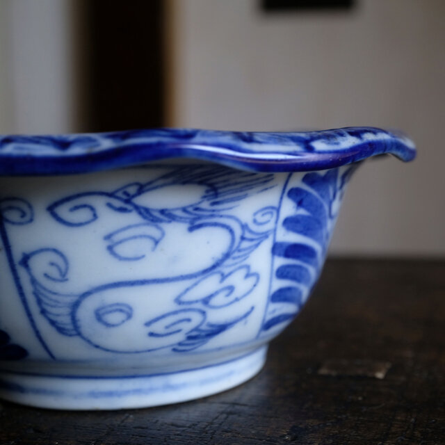伊万里 捻れ紋染付鉢 捻れ文様と青海波 花 骨董/antiques 龍 アート JP