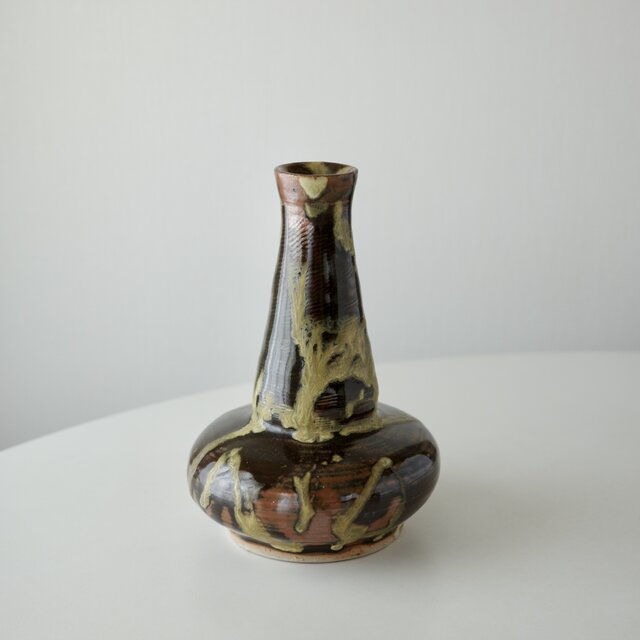 Ceramic Vase | iichi 日々の暮らしを心地よくするハンドメイドや