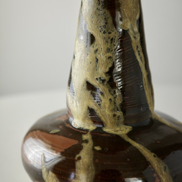 Ceramic Vase | iichi 日々の暮らしを心地よくするハンドメイドや