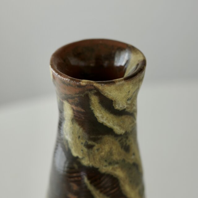 Ceramic Vase | iichi 日々の暮らしを心地よくするハンドメイドや