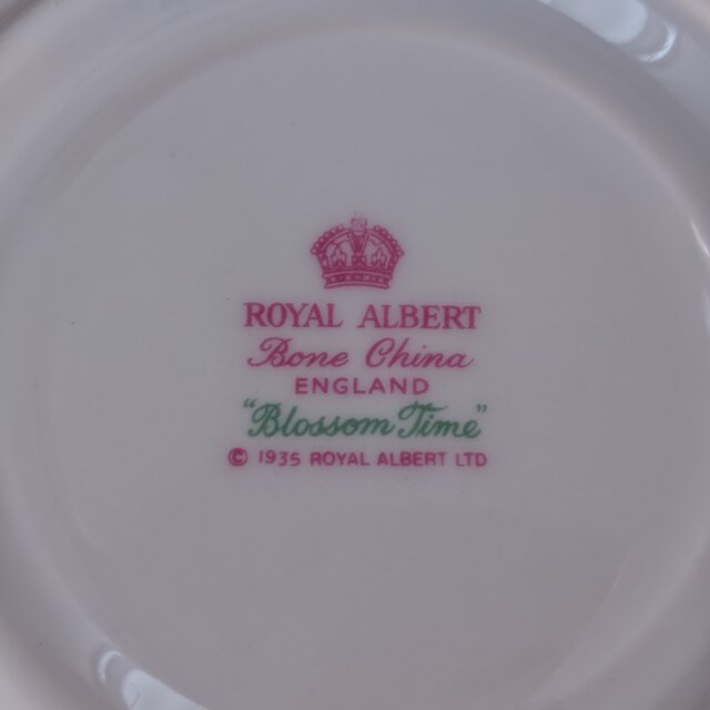 Royal Albert ｜ Blossom Time ｜ ロイヤルアルバート ブロッサム