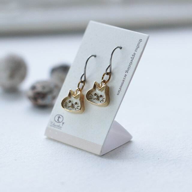すごくちいさいねこちゃん｜ピアス｜イヤリング｜P573 | iichi 日々の