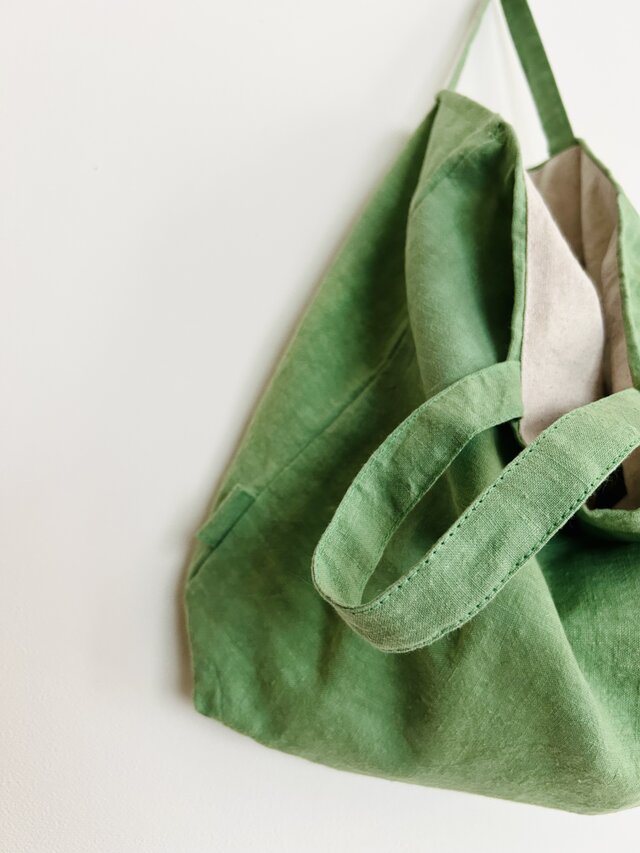 ももページ＊ハンドメイド＊コロントートバック　天日干しリネングリーン 天日干しリネン手提げbag 緑 | iichi 日々の暮らしを心地よくする
