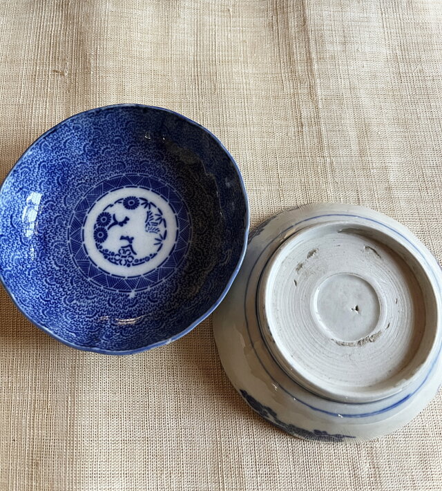 印判染付 微塵唐草なます皿二枚 見込み松竹梅 B | iichi 日々の暮らし