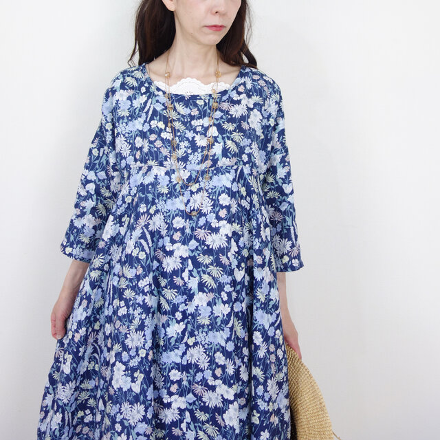予約販売] 藍色の花野 ネイビーフラワーリネン ドロップサーキュラー
