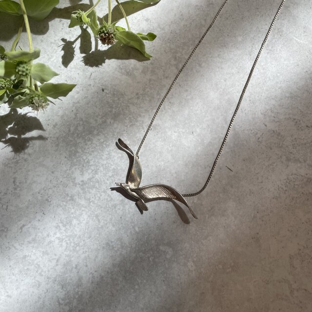 風と渡り鳥のヴィンテージペンダント｜スペイン製 925シルバー｜43cm