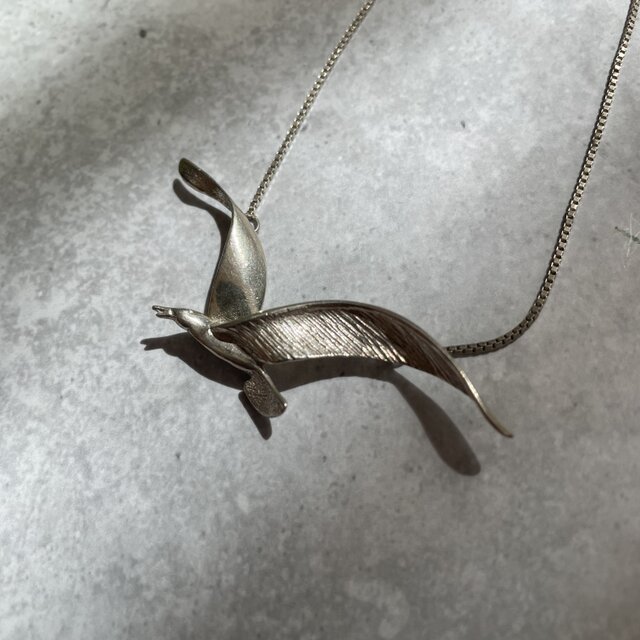 風と渡り鳥のヴィンテージペンダント｜スペイン製 925シルバー｜43cm