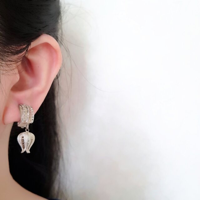 silver800》 filigree tulip dangle シルバー800 ヴィンテージ