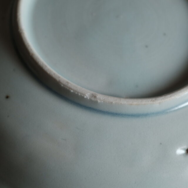 伊万里 花と蝶々◇花蝶文染付中皿 骨董器 antiques アンティーク和食器