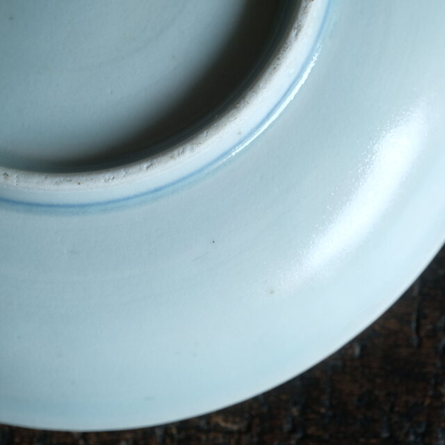 伊万里焼 花と蝶々◇花蝶文染付中皿 骨董器 antiques アンティーク和