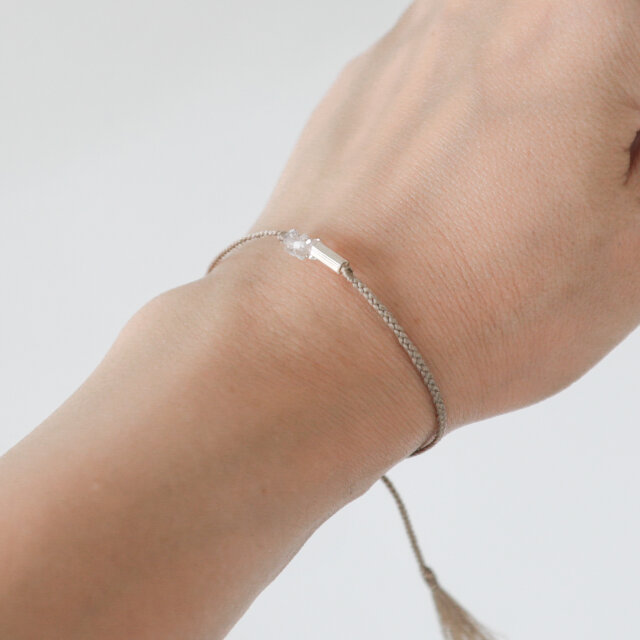 code bracelet Karen silver / bou × diamond quartz | iichi 日々の
