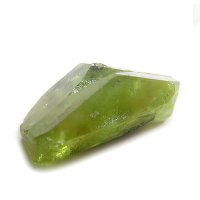 【パキスタン/バルチスタン産】スフェーンの群晶 特選一点物】パキスタン産｜天然スフェーン 3.6ct 楔型結晶原石（抜群