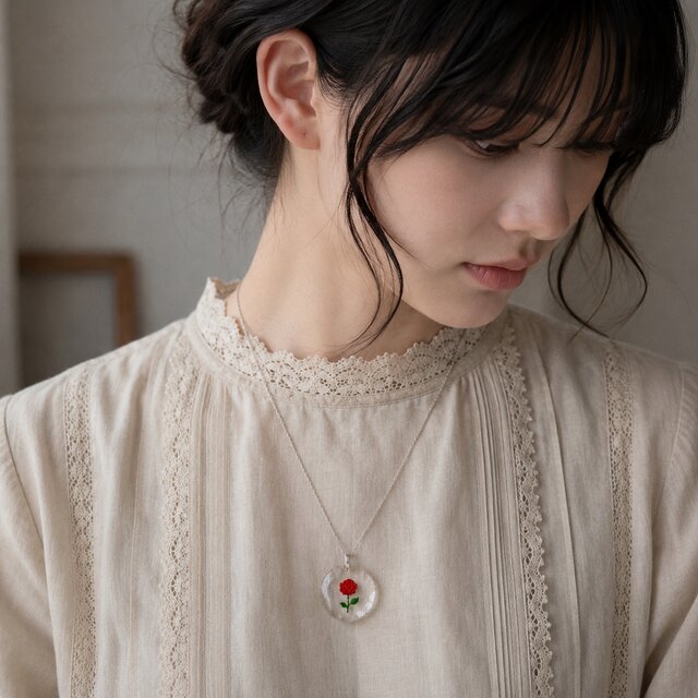 ドイツ製 ヴィンテージ】ガラスの薔薇 vintage rose ネックレス