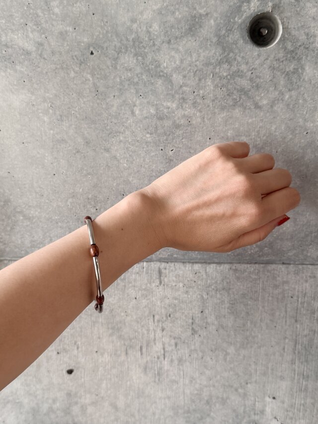 B117-ヴィンテージブレスレット U.S.A. Silver-tone wooden bead