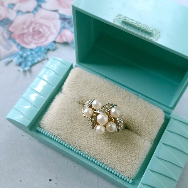 Avon》 “Evening Creation Cluster” エイボン ヴィンテージリング 9