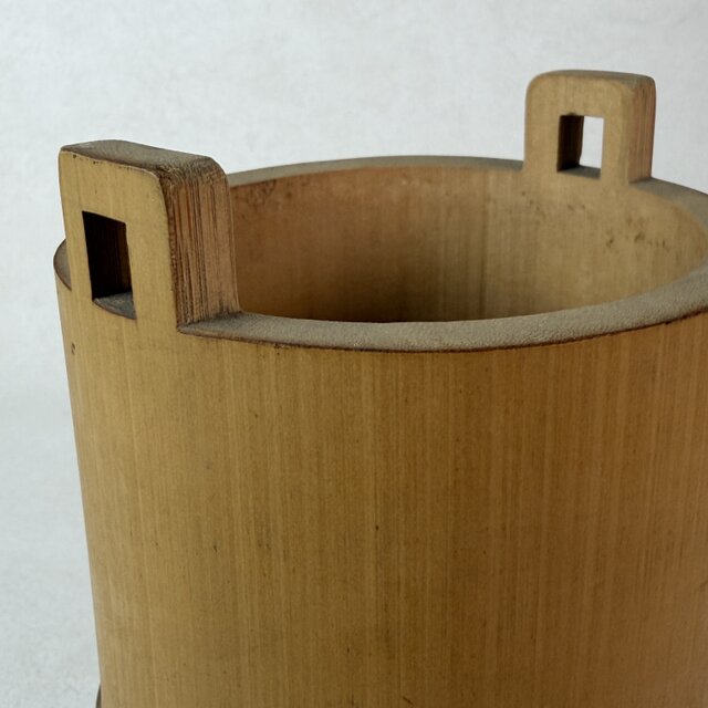 0320 鼎（かなえ）竹花入 花器 フラワーベース / 茶趣 茶花 華道 野の