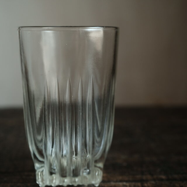 燻んだ色味◇プレスガラスコップ 骨董/antiques 器 アンティークガラス