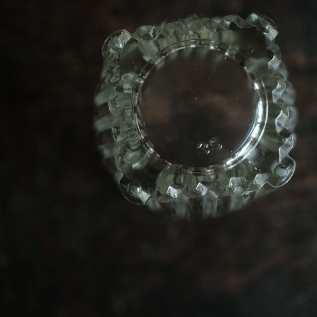 燻んだ色味◇プレスガラスコップ 骨董/antiques 器 アンティークガラス