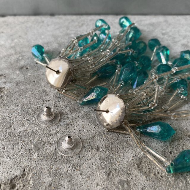Vintage 70s-80s USA retro green tassel beads big pierce | iichi
