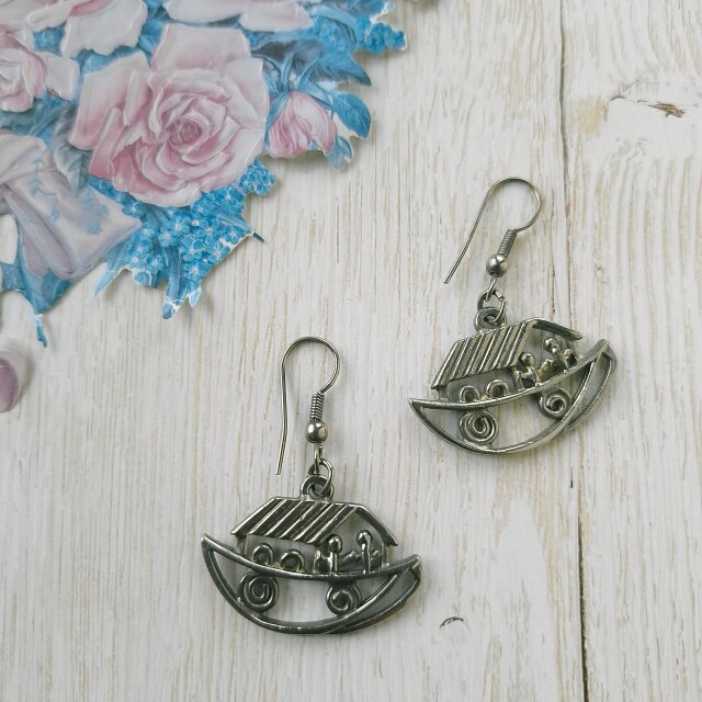 openwork ship dangle ヴィンテージピアス | iichi 日々の暮らしを