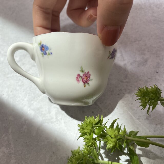 金彩と小花のデミタスカップ＆ソーサー｜Gustavsbergグスタフスベリ