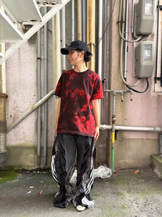 タイダイ Tシャツ Mサイズ ブラック×レッド ムラ染め Hippies Dye HD26