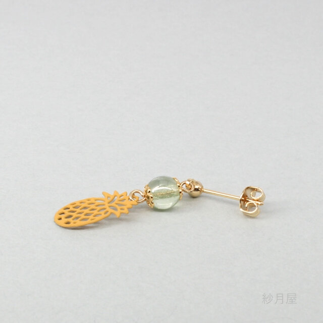 大人のパイナップルピアス】 イヤリング 果物 フルーツ 黄 ギフト
