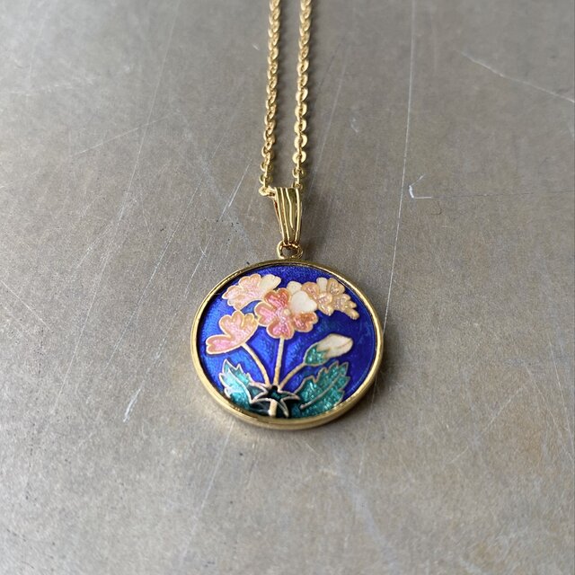 Vintage retro botanical flower blue enamel necklace | iichi 日々の