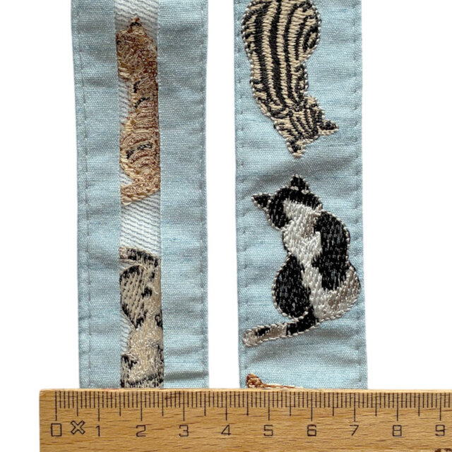 インド刺繍リボン50cm切り売り 猫の後ろ姿 3cm幅 ペールブルー