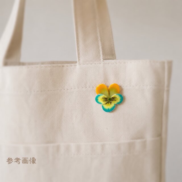 ビオラのブローチ-4 | iichi 日々の暮らしを心地よくするハンドメイド