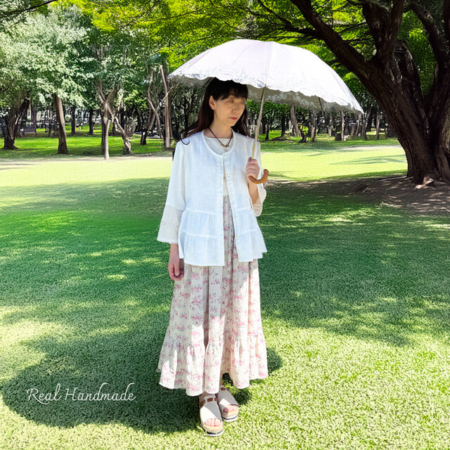 コットンリネンモーリーフラワーとヴィンテージバテンレースの