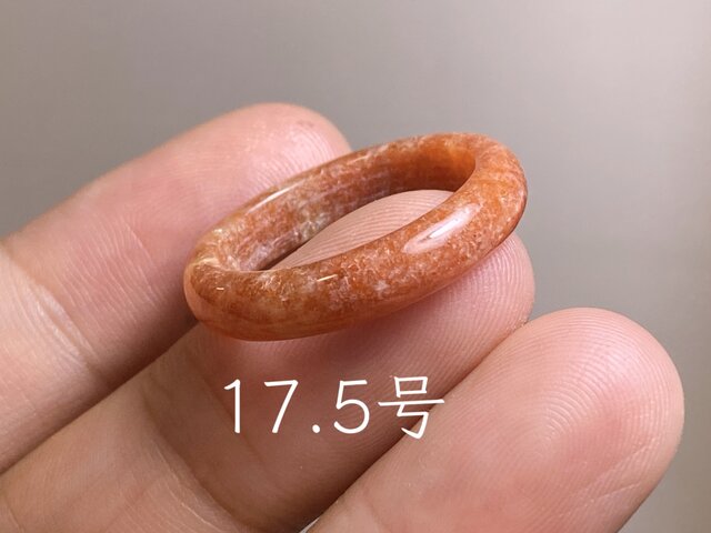 L18-176 糯種 赤翡翠 17.5号 ミャンマー産天然 A貨 本翡翠 くりぬき