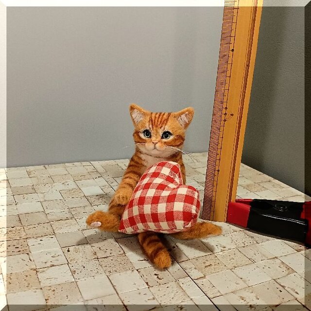 羊毛フェルト 猫 茶トラ猫 ねこ ネコ 猫フィギュア | iichi 日々の