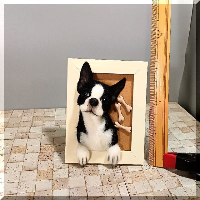 羊毛フェルト 犬 額縁入りボストンテリアさん 犬フィギュア | iichi