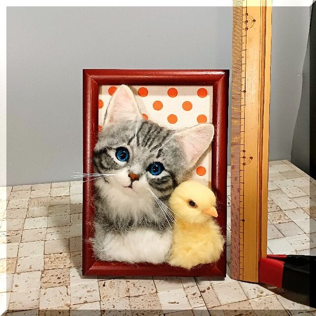 羊毛フェルト 猫 額縁入りアメリカンショートヘアちゃん と お供の