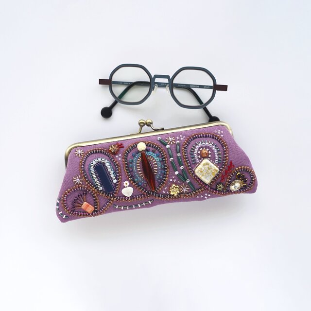 がま口メガネケース ビーズ刺繍 パープル ペンケース兼用 一点もの 母