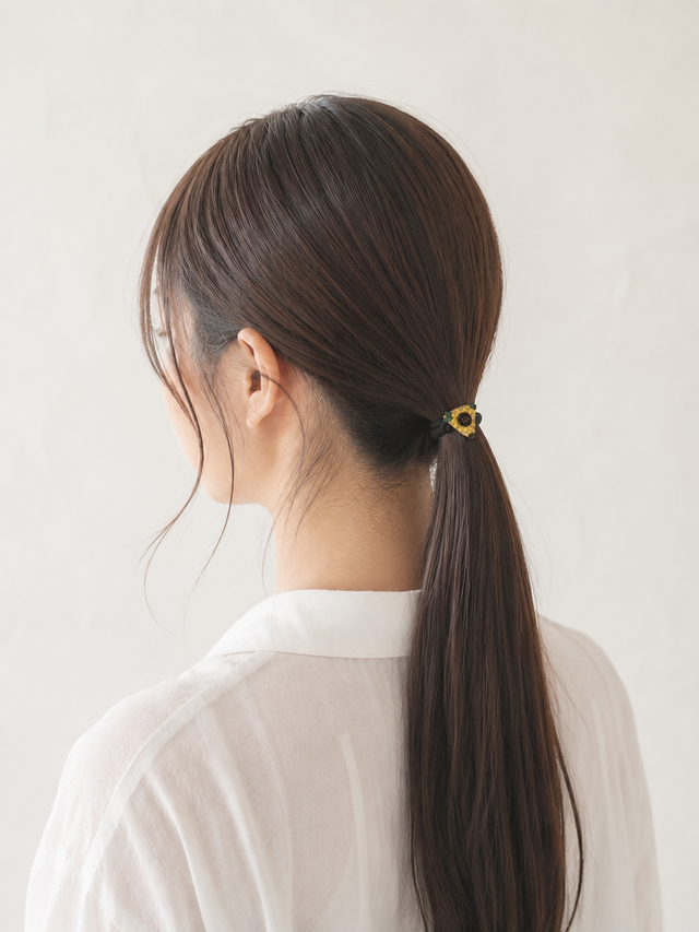 つまみ細工 ひまわりのヘアゴム｜一越ちりめん 夏のヘアアクセサリー