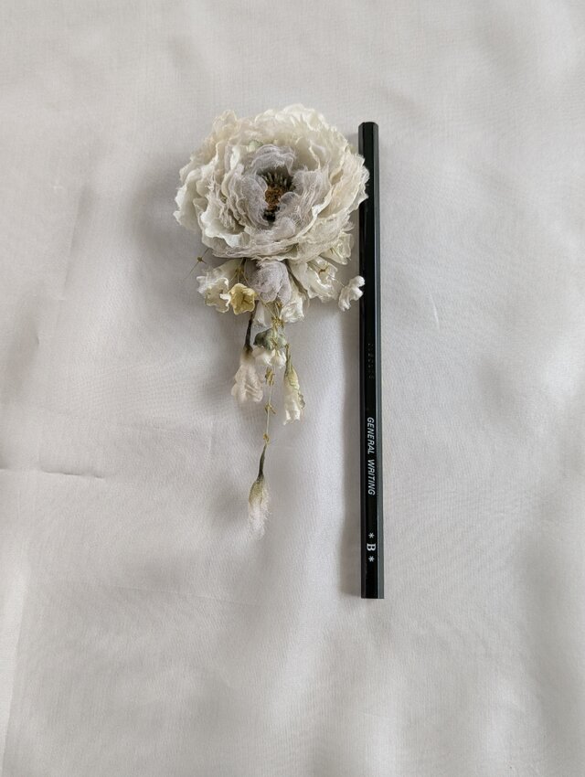 布花 お人形用のお花 (白＆黒） | iichi 日々の暮らしを心地よくする