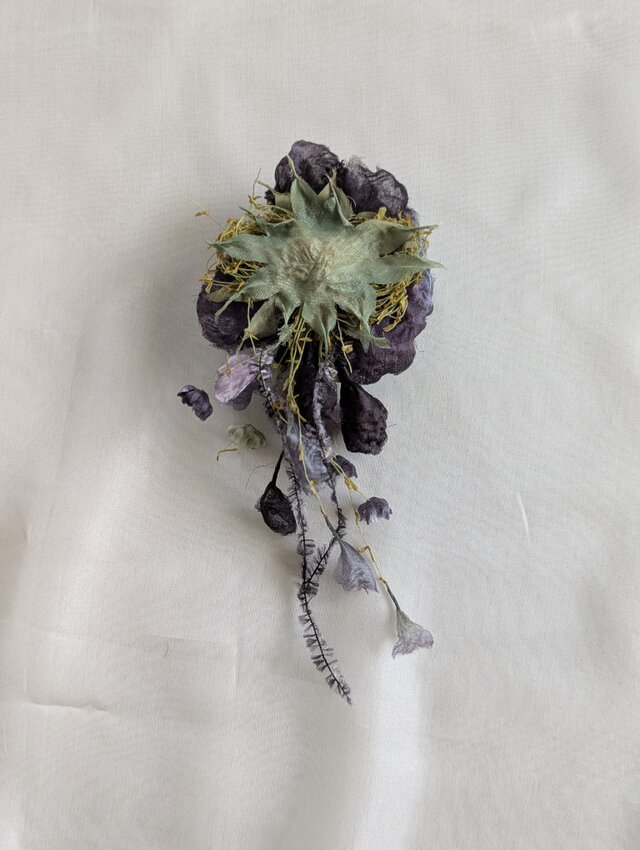 布花 お人形用のお花 (白＆黒） | iichi 日々の暮らしを心地よくする