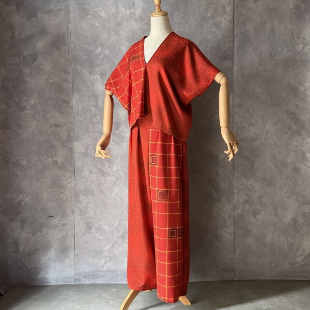 8月12日まで30％OFF】小紋着物をリメイク ツーピース san0044 / 古布