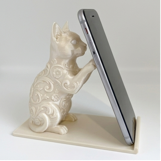 猫（シンガプーラ）のスマホスタンド 卓上 シルクホワイト | iichi
