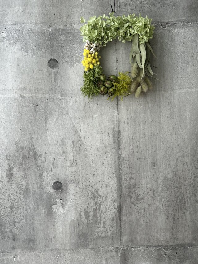 8種の植物のスクエアリース | iichi 日々の暮らしを心地よくする