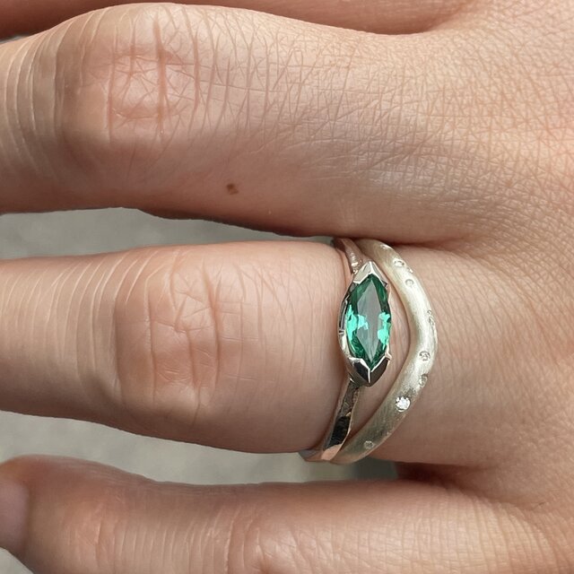 エメラルド 0.53ct マーキスカット シルバーSV925リング | iichi 日々