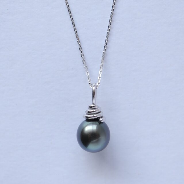 タヒチ黒蝶真珠パールネックレス ケシ 5-4mm マルチカラー タヒチ黒蝶 