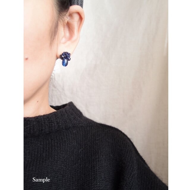 ご予約品・K様】天然石刺繍ピアス Kyanite_LondonBlue Topaz_Lapis