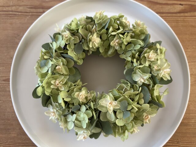柏葉紫陽花のリース | iichi 日々の暮らしを心地よくするハンドメイド